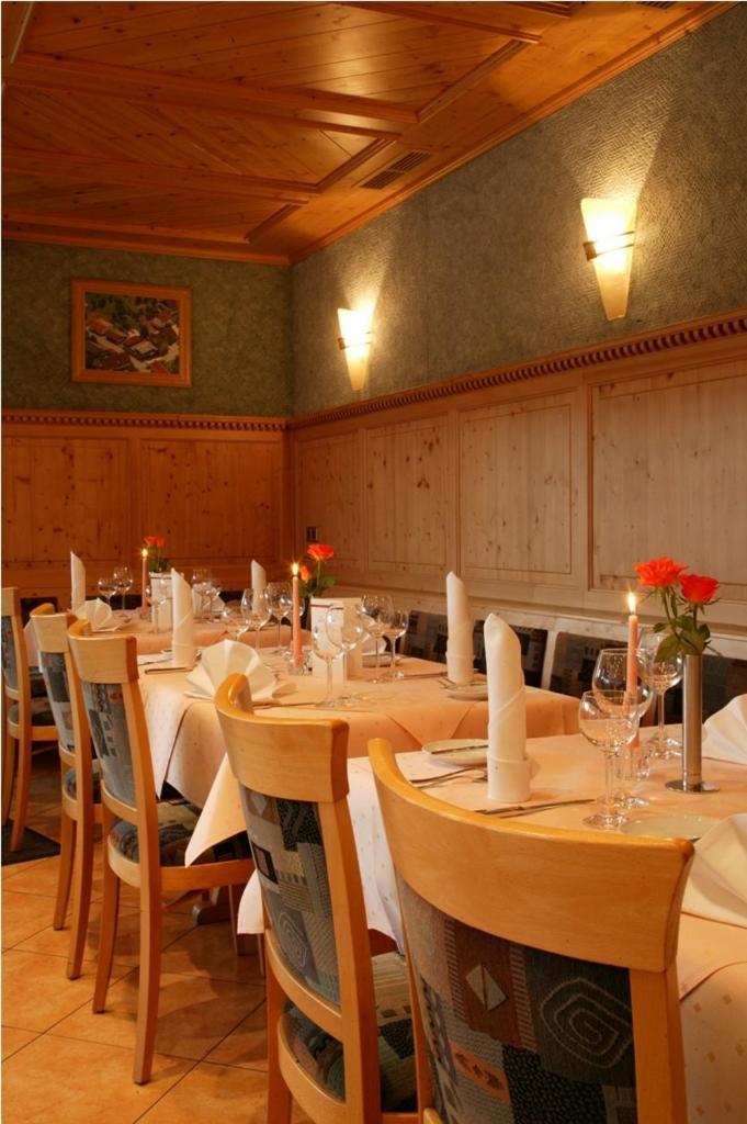 Neubulach Landgasthof Loewen מראה חיצוני תמונה